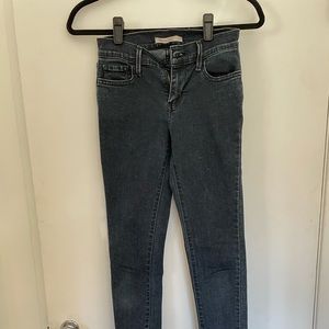 Levi’s skinny black jean. Size 25. Like new